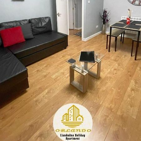 Orlando Llandundo Apartment ลันดิดโน ภายนอก รูปภาพ
