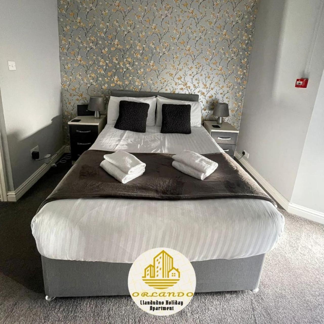 Orlando Llandundo Apartment ลันดิดโน ภายนอก รูปภาพ